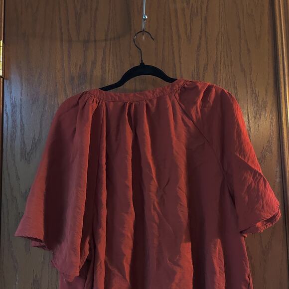 Ava Viv 3x plus burnt top button v neck plus flowy - Picture 6 of 8